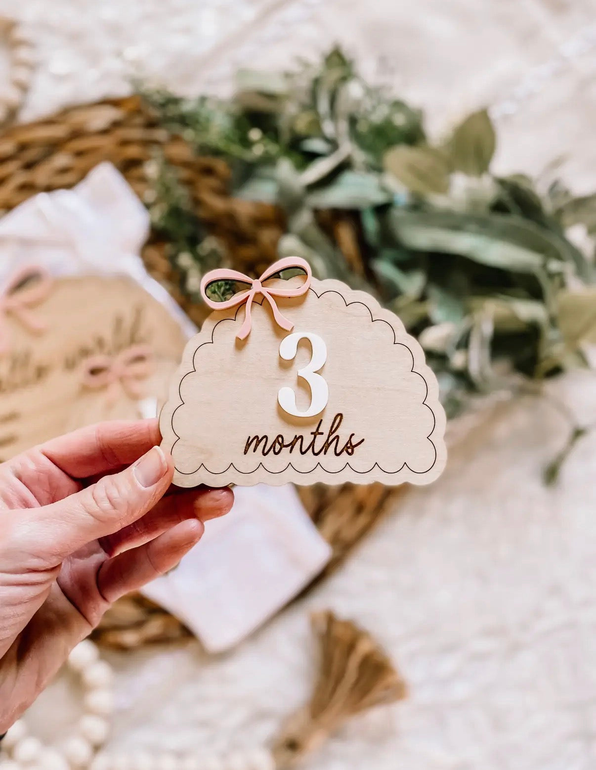Wooden Monthly Milestone Set -
Dainty Bows